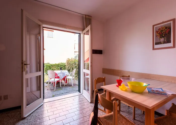 Charming Townhouse With Garden And Pool *