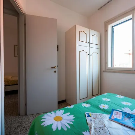 Charming Townhouse With Garden And Pool * ביביונה