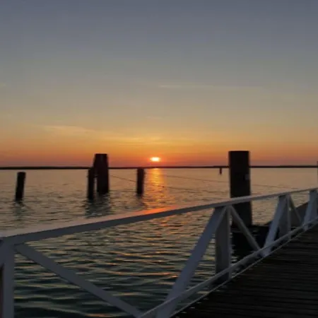 Charming Townhouse With Garden And Pool *