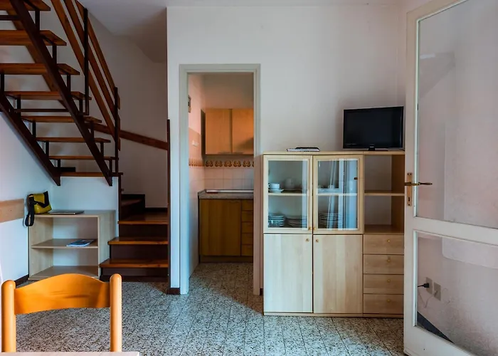 Charming Townhouse With Garden And Pool Bibione